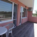 Capuccino Guest - Free Parking And Wi-fi Сонячний Берег