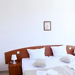Capuccino Guest - Free Parking And Wi-fi Апартаменти *