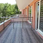 Capuccino Guest - Free Parking And Wi-fi Апартаменти Сонячний Берег