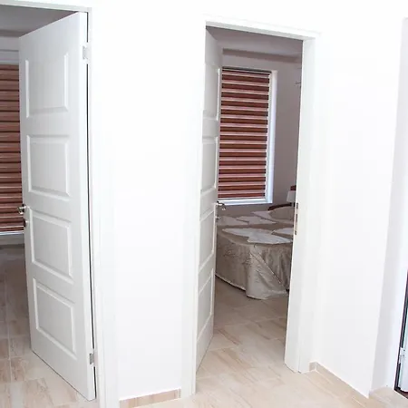 Capuccino Guest - Free Parking And Wi-fi