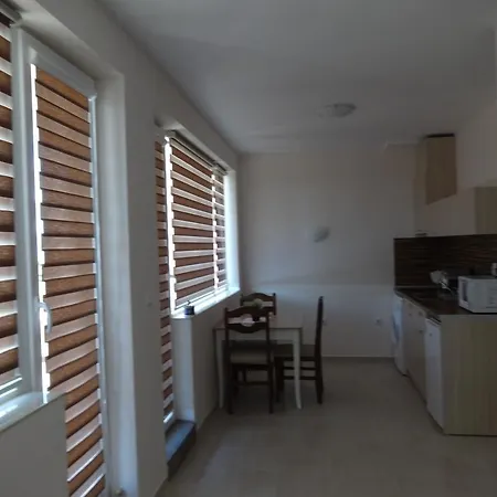 Capuccino Guest - Free Parking And Wi-fi Sunny Beach