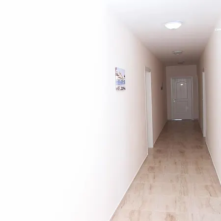 Apartament Capuccino Guest - Free Parking And Wi-fi