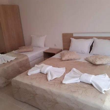 Capuccino Guest - Free Parking And Wi-fi Apartament *