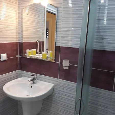 Capuccino Guest - Free Parking And Wi-fi Apartament *