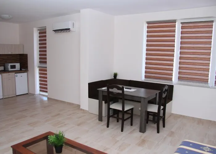 Capuccino Guest - Free Parking&wi-fi Apartment