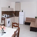Apartment Capuccino Guest - Free Parking And Wi-fi