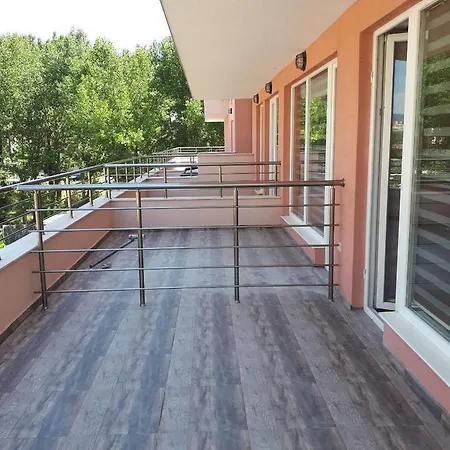 Capuccino Guest - Free Parking And Wi-fi Lejlighed Sunny Beach