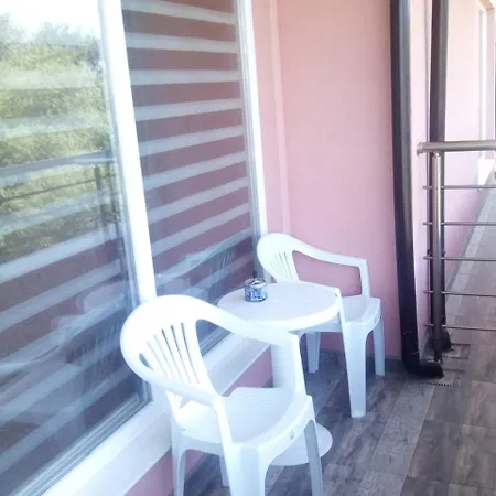 Capuccino Guest - Free Parking And Wi-fi Lejlighed *