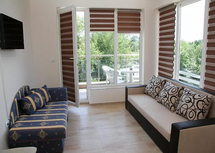 Capuccino Guest - Free Parking And Wi-fi Sunny Beach