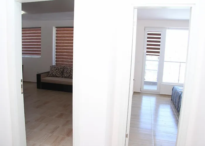 Capuccino Guest - Free Parking And Wi-fi Sunny Beach