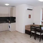 Capuccino Guest - Free Parking And Wi-fi * Солнечный берег