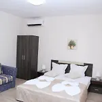 Capuccino Guest - Free Parking And Wi-fi Солнечный берег