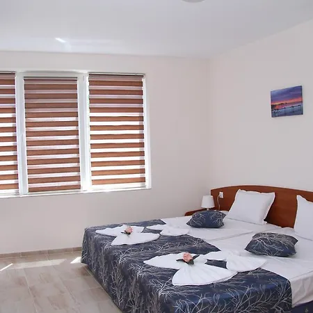 Capuccino Guest - Free Parking And Wi-fi Apartment Sunny Beach
