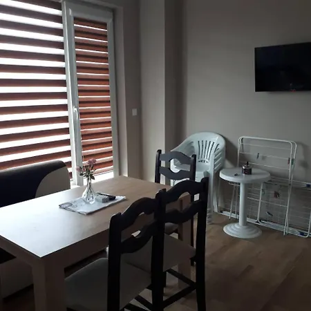 Apartment Capuccino Guest - Free Parking And Wi-fi *