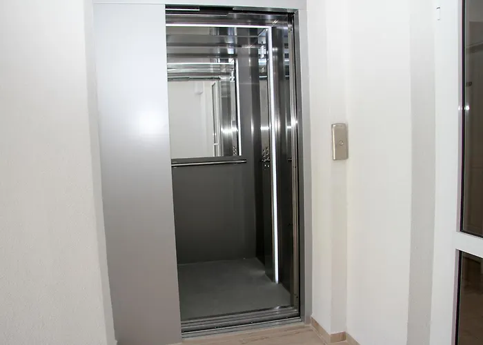 Capuccino Guest - Free Parking And Wi-fi Apartamento Sunny Beach