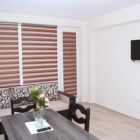 Capuccino Guest - Free Parking And Wi-fi Slantchev Briag